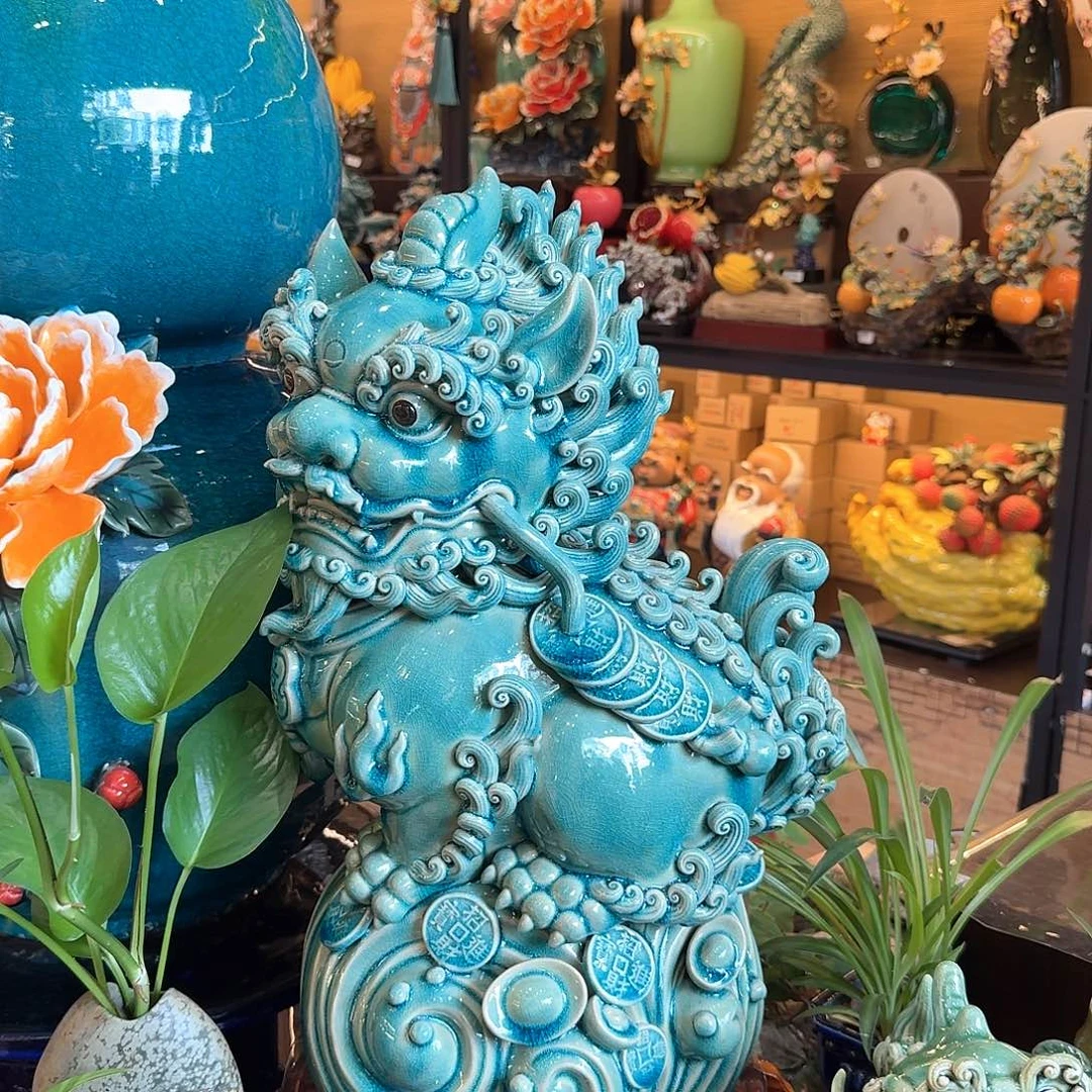低***调陶瓷蓝色貔貅精品