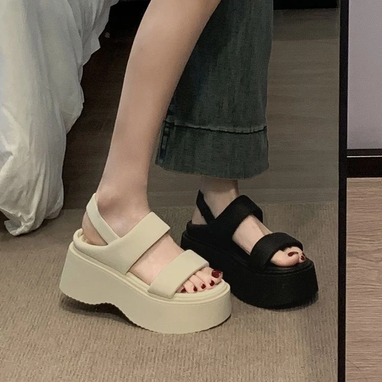 一字带松糕底凉鞋女2025年夏季新款简约时尚小个子松糕厚底沙滩鞋