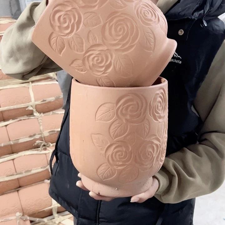 高度22厘米口20厘米