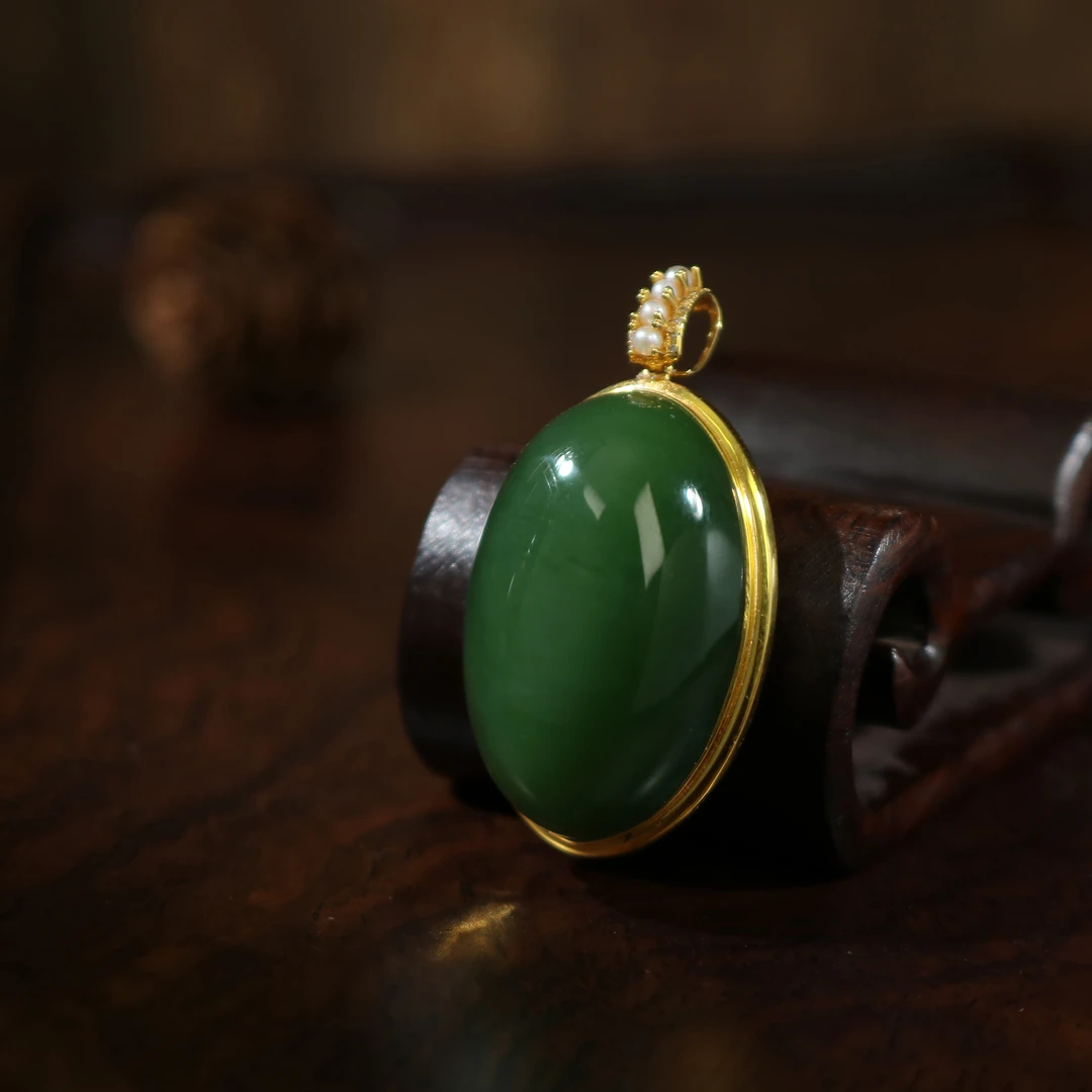 【凰一品】 俄料碧玉蛋面吊坠18k