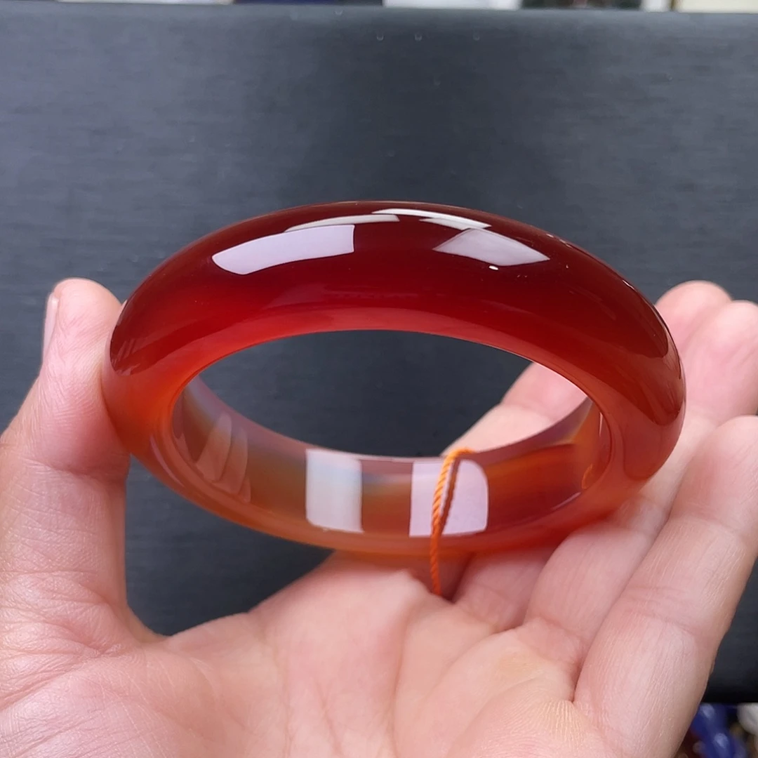 玛瑙/玉髓手镯未镶嵌59圈口