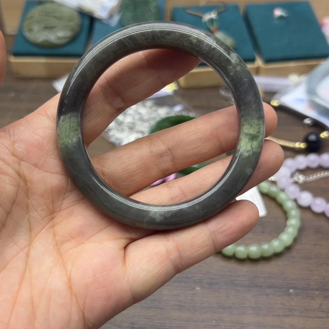 和田玉未镶嵌手镯56.4圈围659