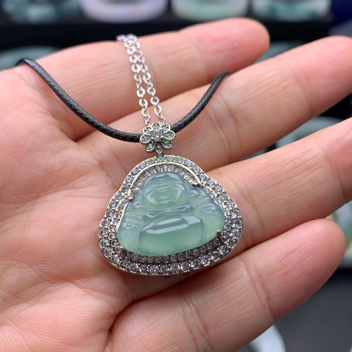 翡翠颈饰未镶嵌多样性