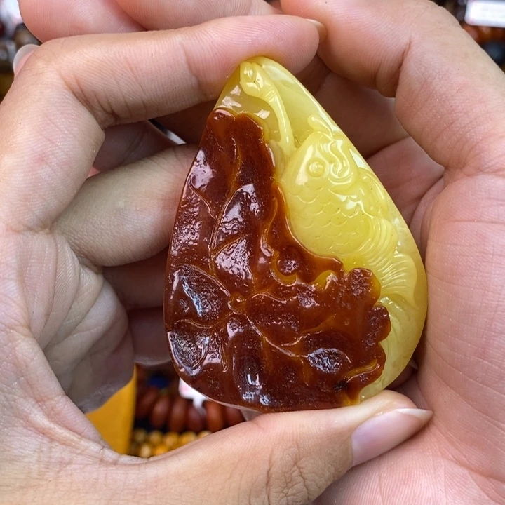 琥珀未镶嵌珠宝奇石