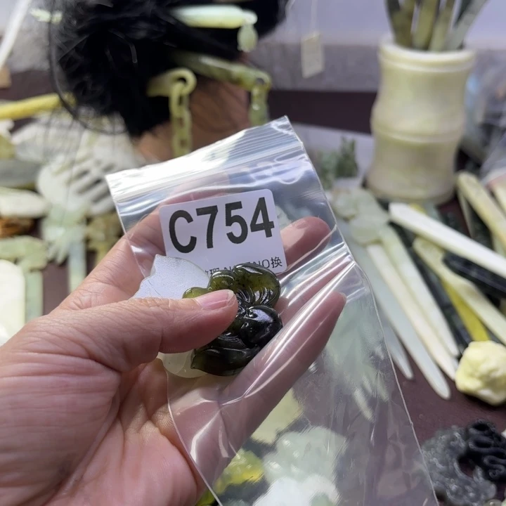 蛇纹石玉发饰合金温****孩