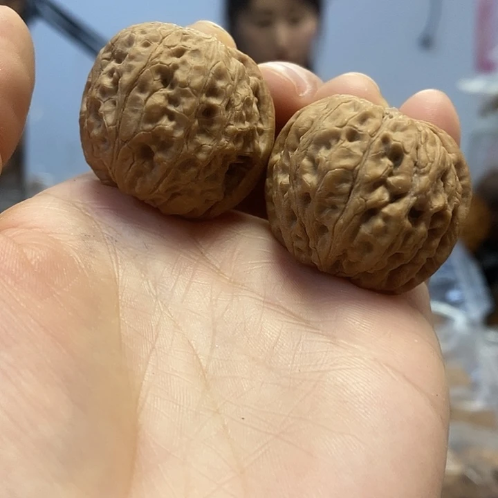 把件文玩核桃34.5闷尖石墩小众