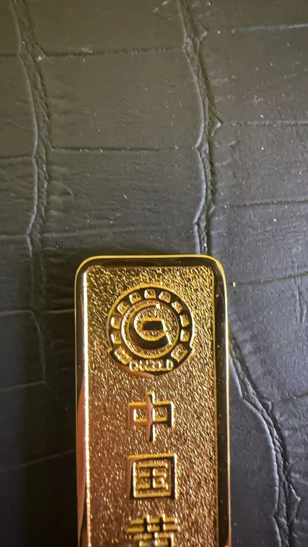 a176时尚百搭精美条条20g