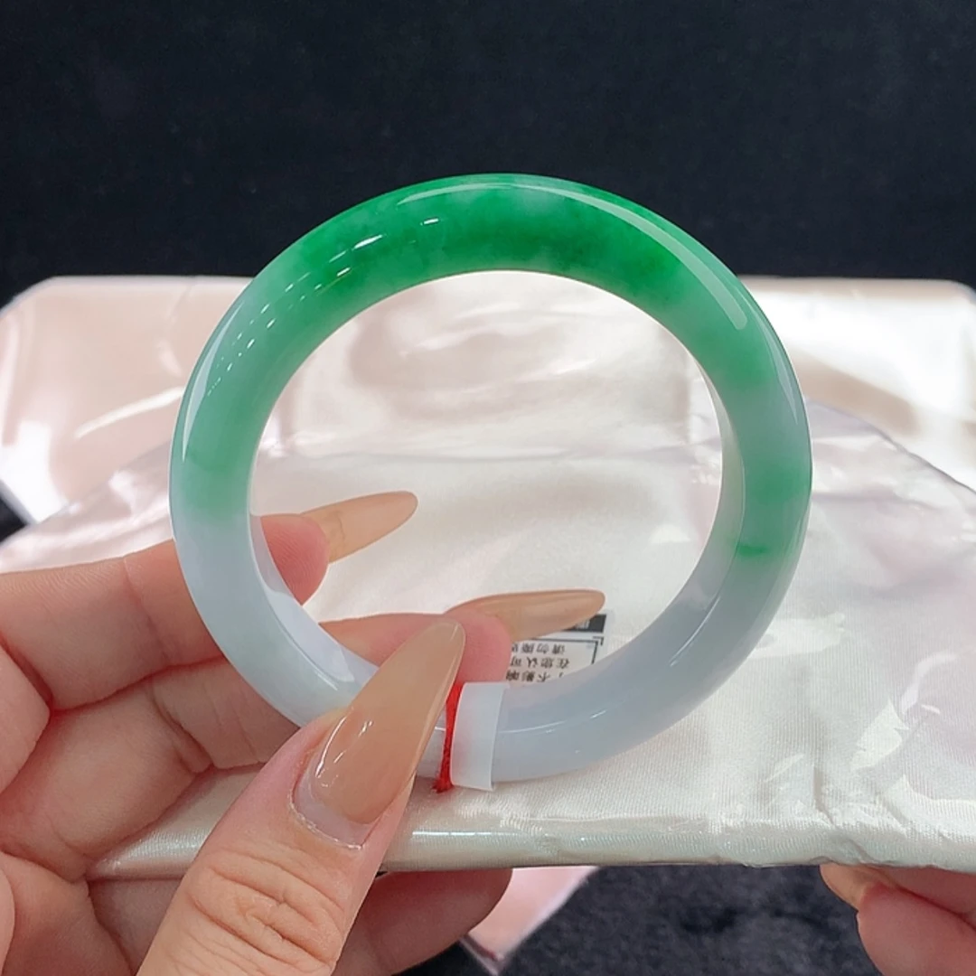 【闪购商品】未镶嵌手镯翡翠56/57