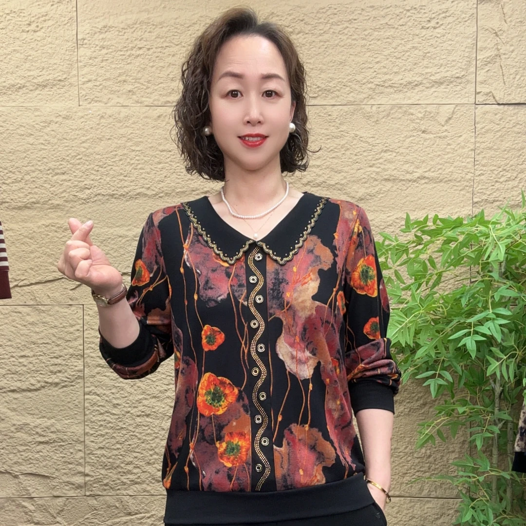 妈妈装流行时尚女装宽松秋装气质欧若拉独特漂亮休闲翻领花色长袖