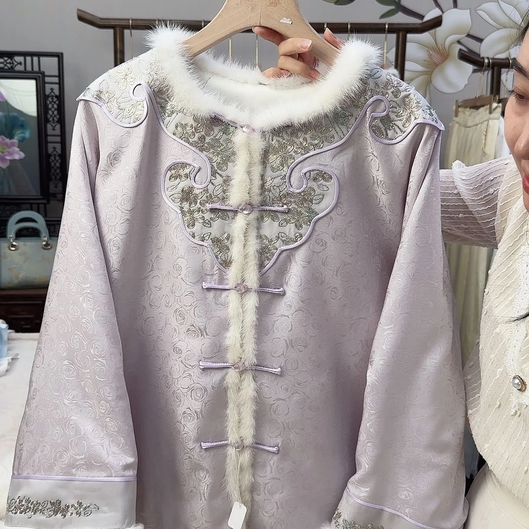 10苏绣棉服胸围106