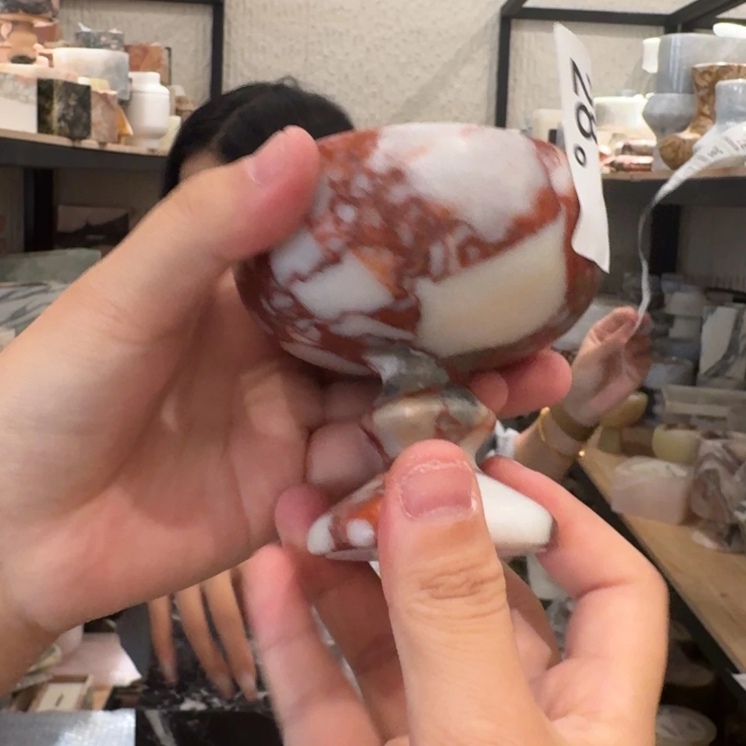 大理石28。  电量满格。