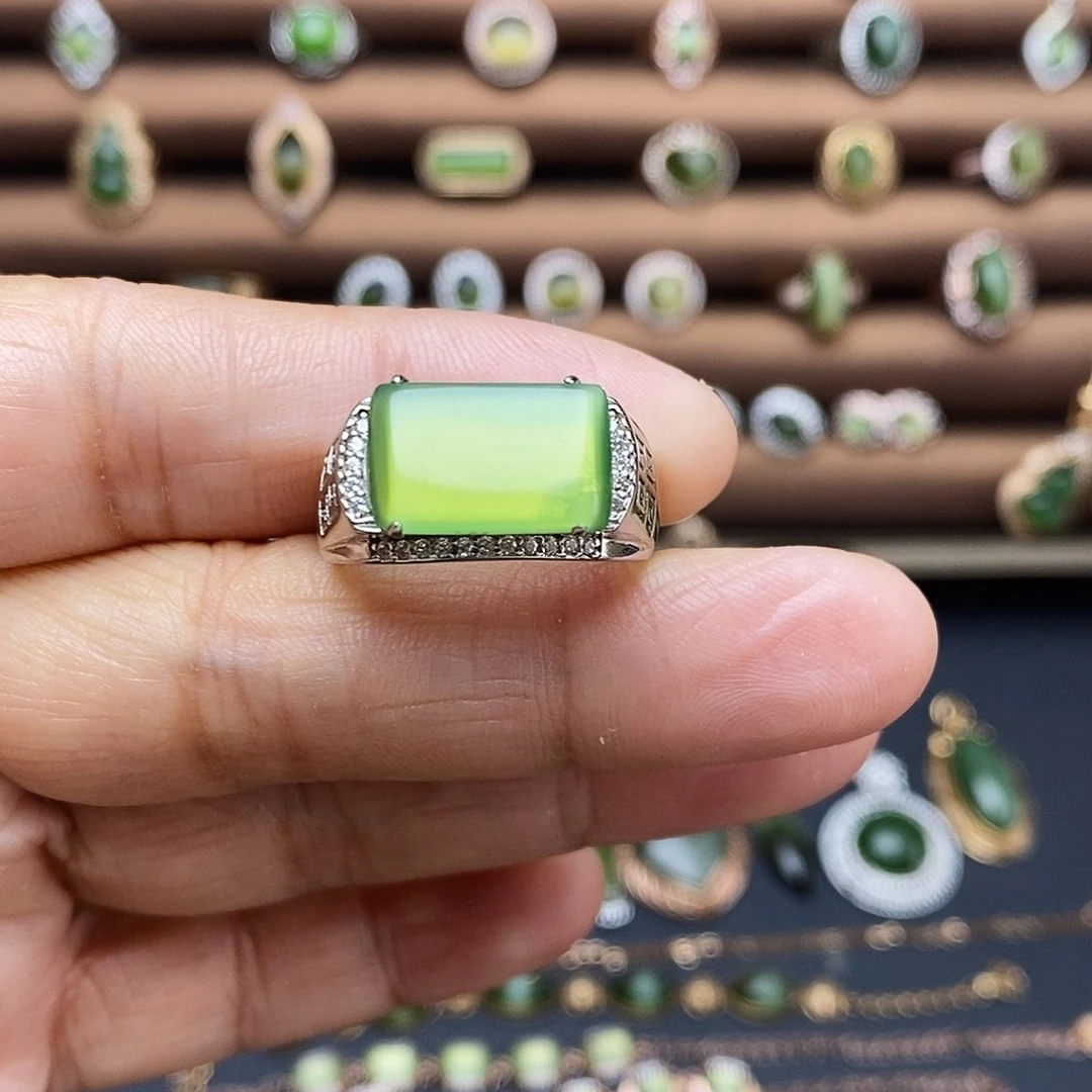 吊坠(不含链)银S925镶嵌和田玉（碧玉）M****生戒指