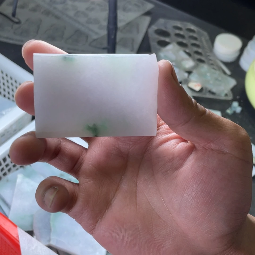 未镶嵌定制翡翠翡翠