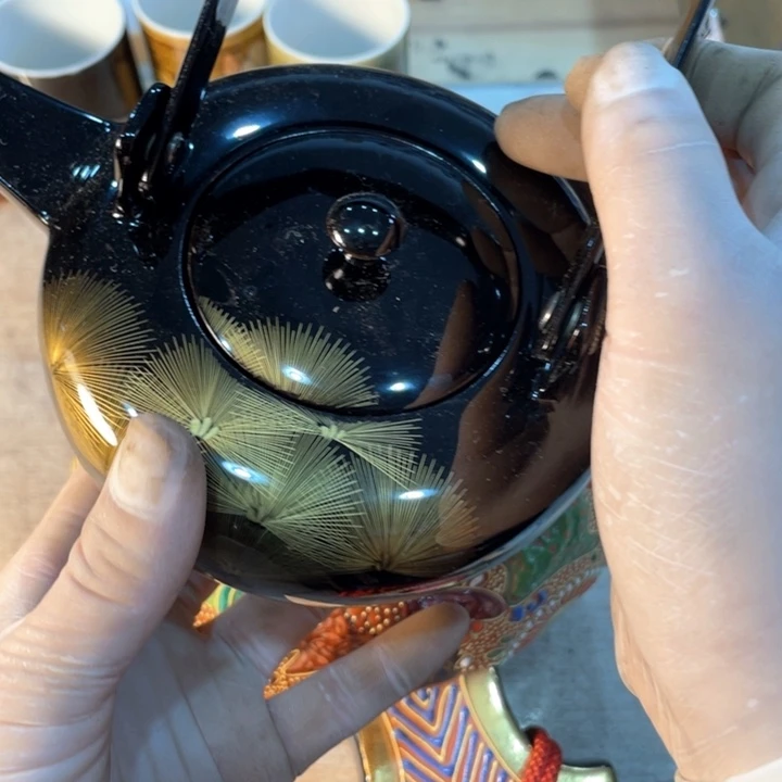 吃*呆新亿阁祝福大家新年快乐