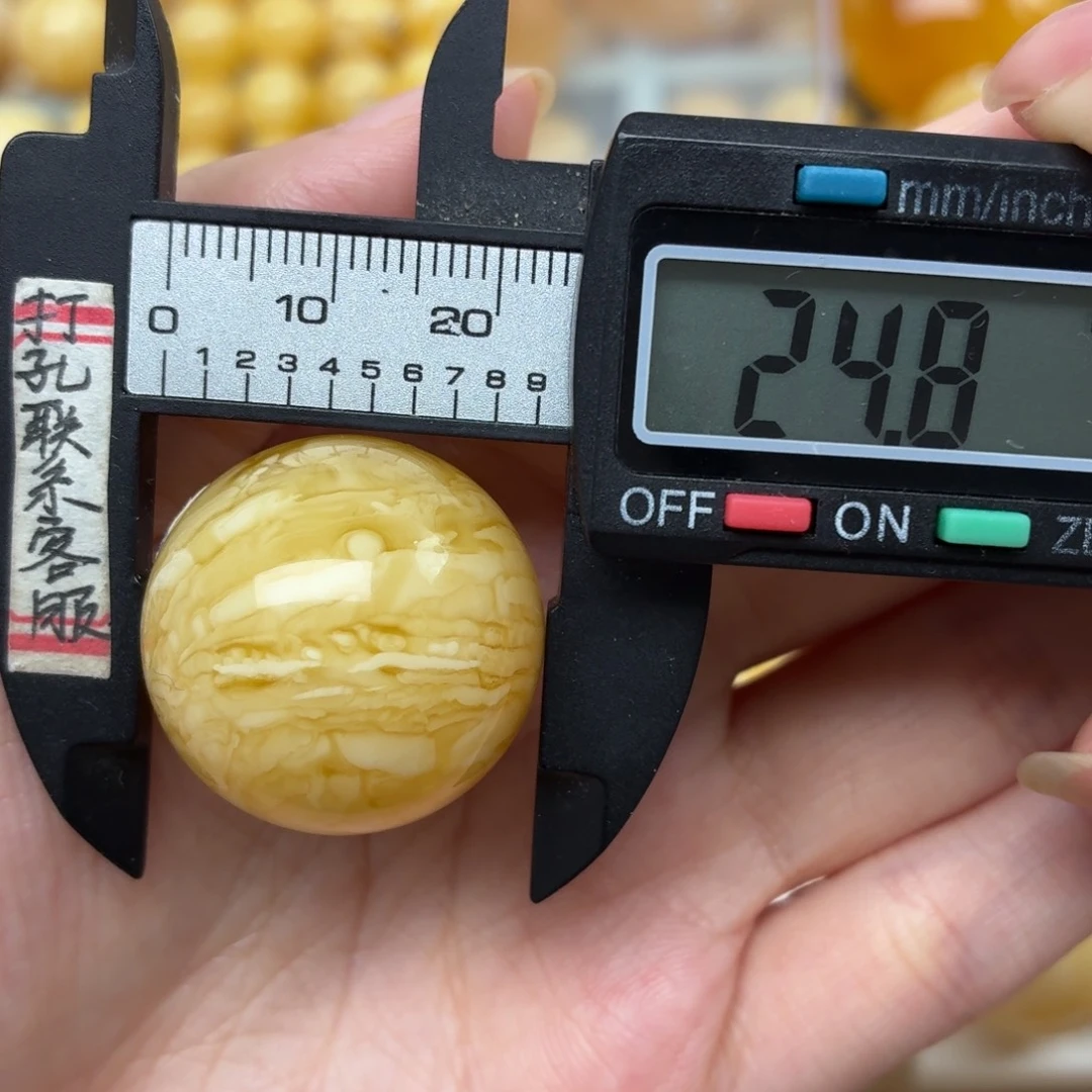 未镶嵌蜜蜡裸石微瑕