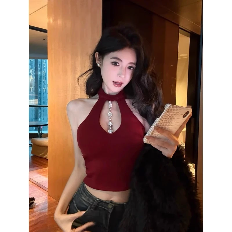 纯欲风镶钻镂空挂脖吊带背心女春季修身内搭红色绝美短款露背上衣