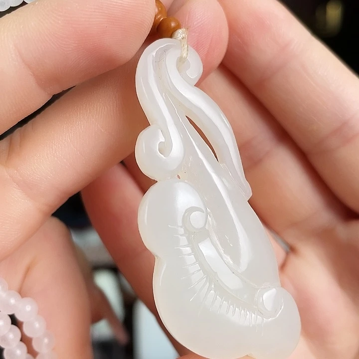 和田玉未镶嵌颈饰定制发货