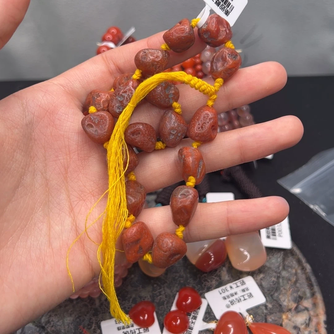 南红玛瑙手串未镶嵌p004885