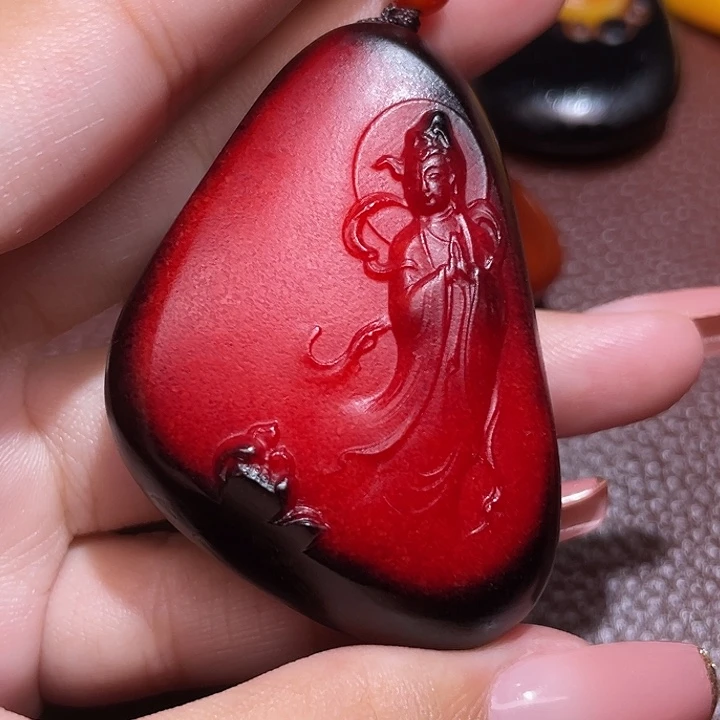 吴***疗颈饰未镶嵌和田玉