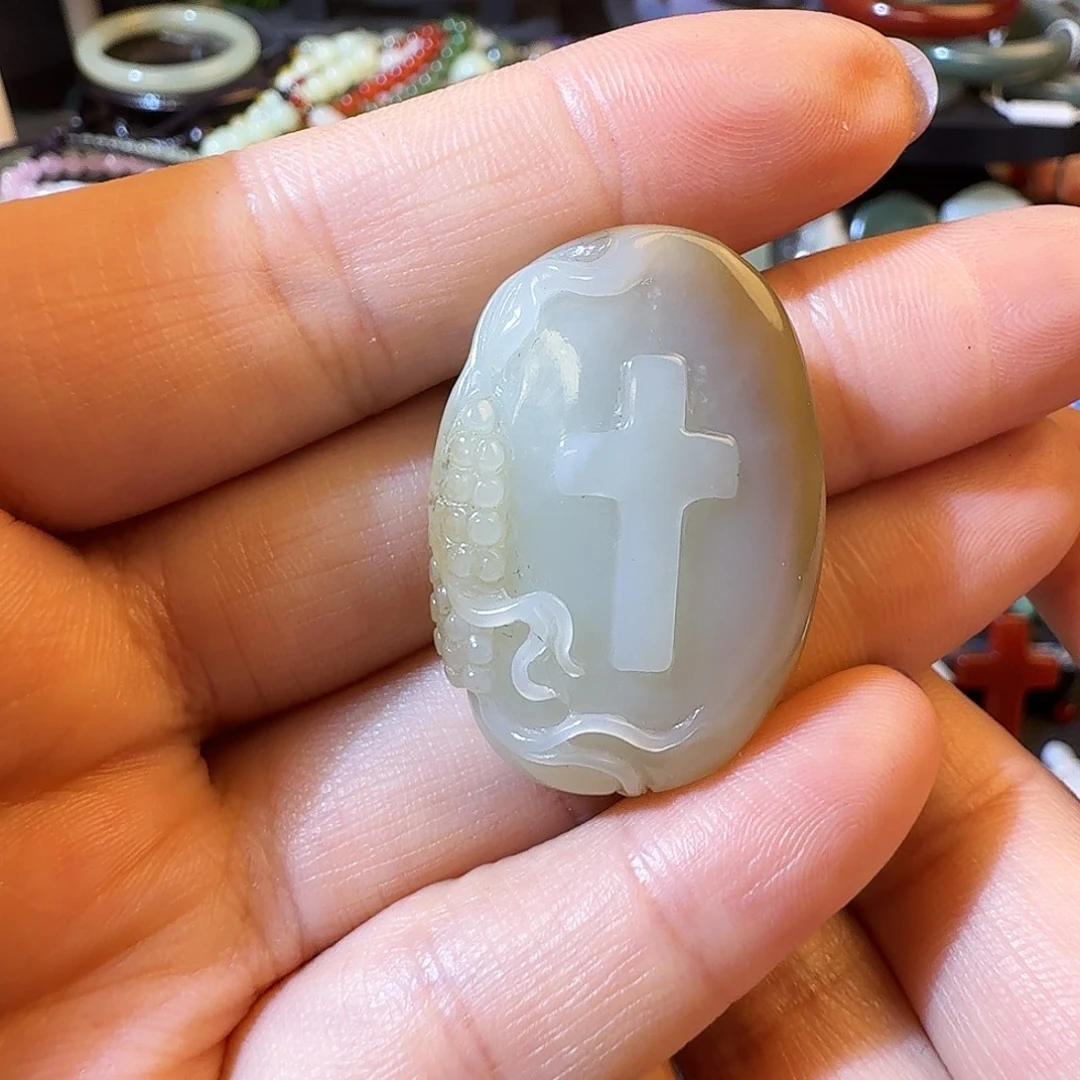 和田玉未镶嵌颈饰