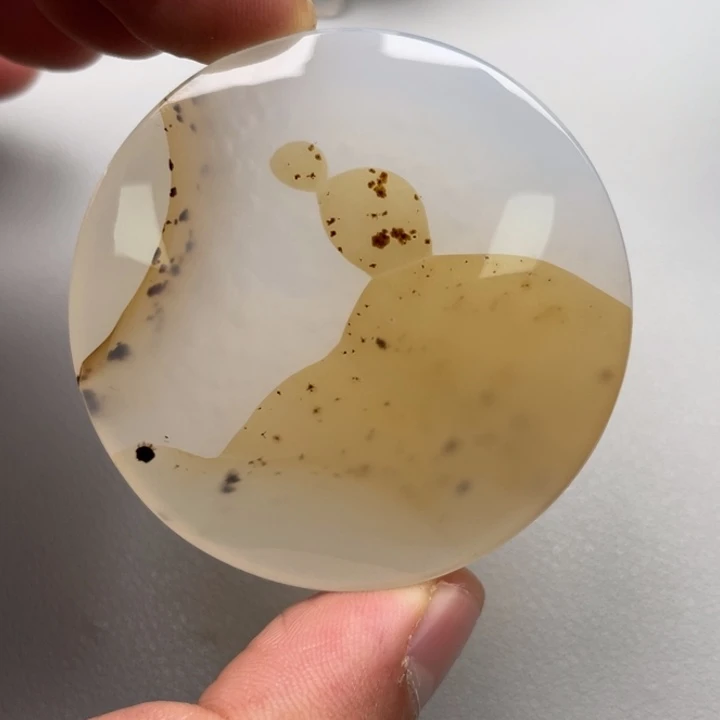 玛瑙/玉髓颈饰未镶嵌穿**空