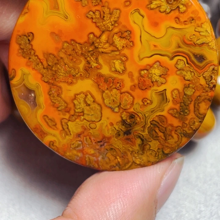 狼***抱玛瑙/玉髓合金玛瑙