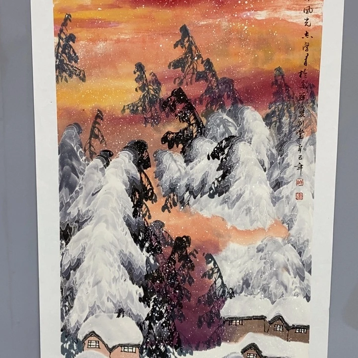 手绘作品等多种形式进行