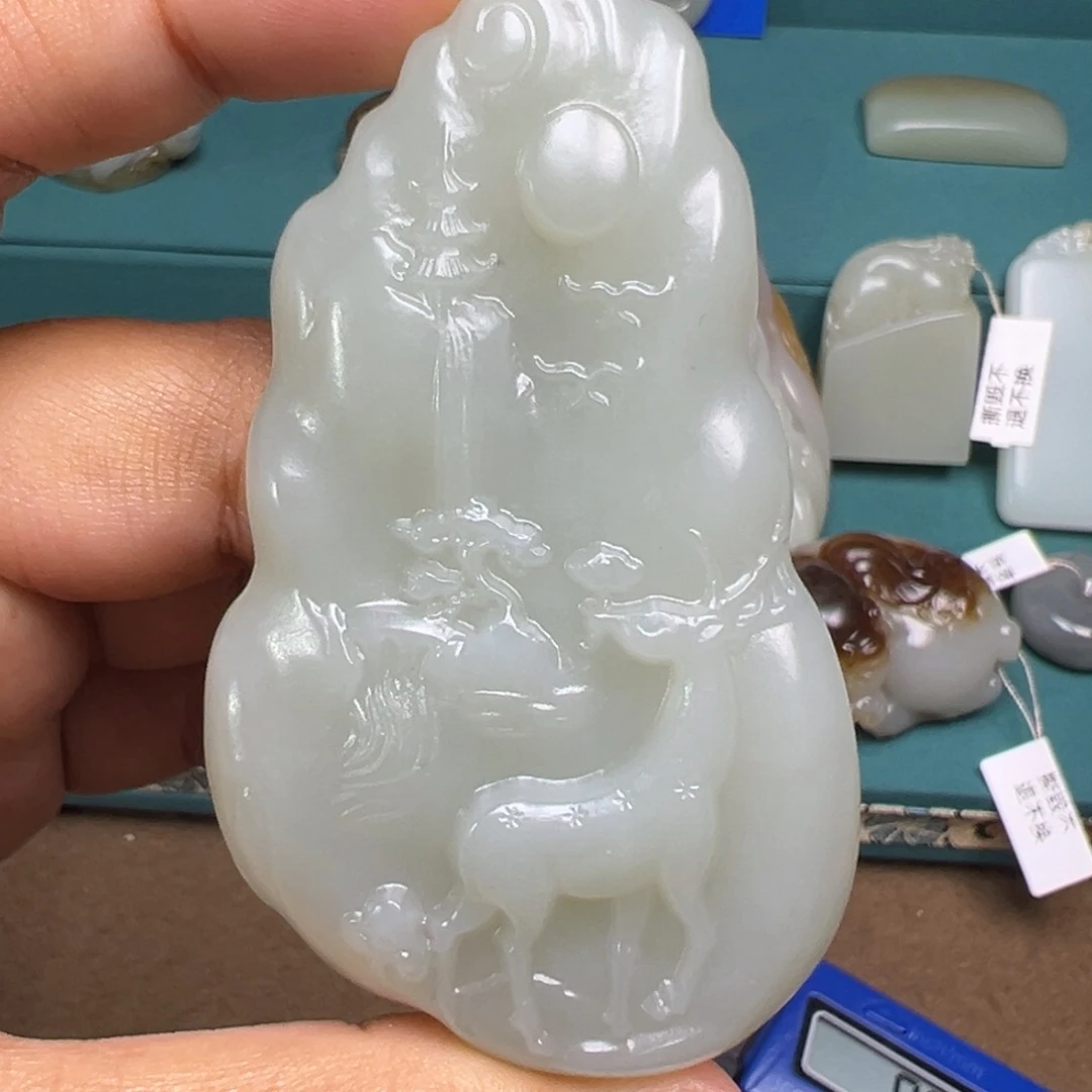 和田玉颈饰未镶嵌