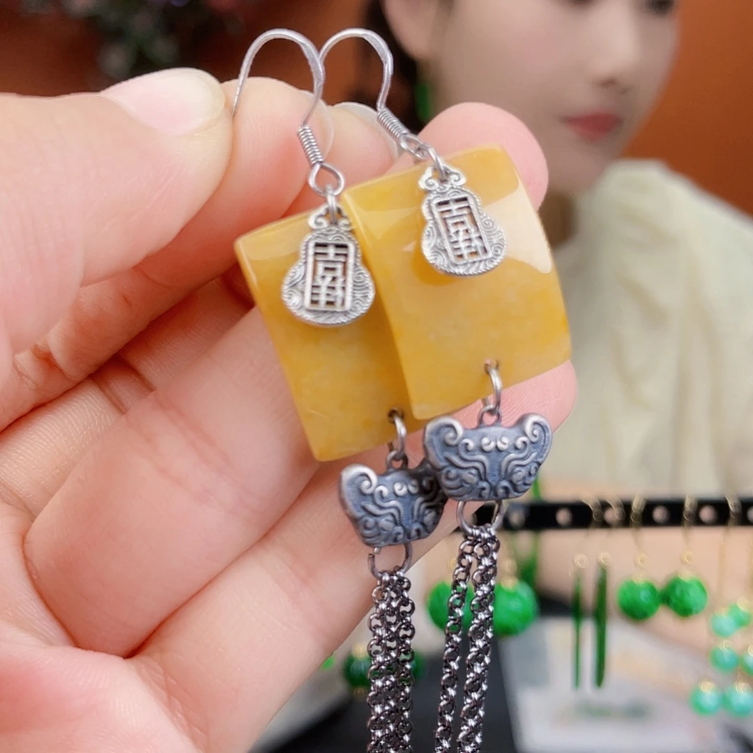 翡翠未镶嵌耳饰饰品