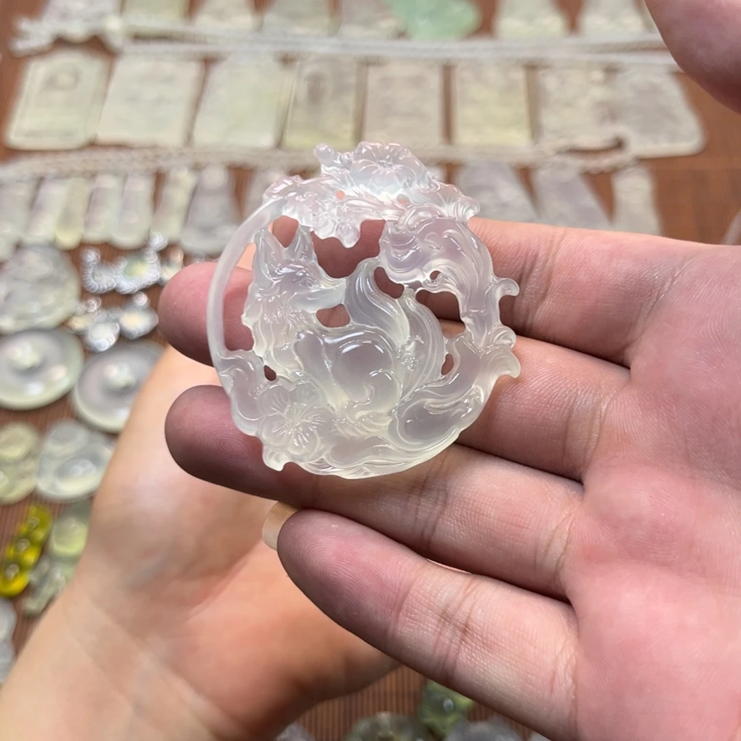 小***）蛇纹石玉未镶嵌多样性随机发一