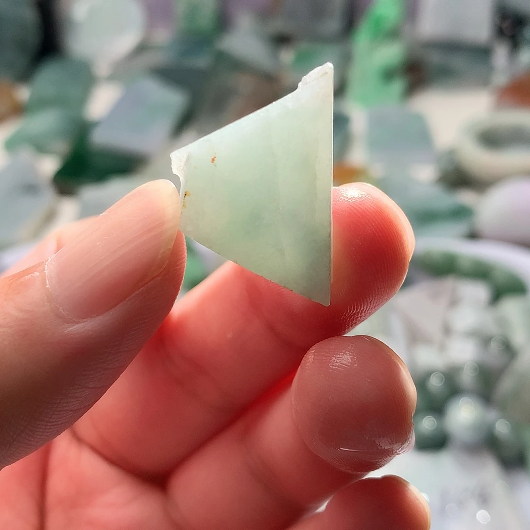 翡翠散珠翡翠原石片料