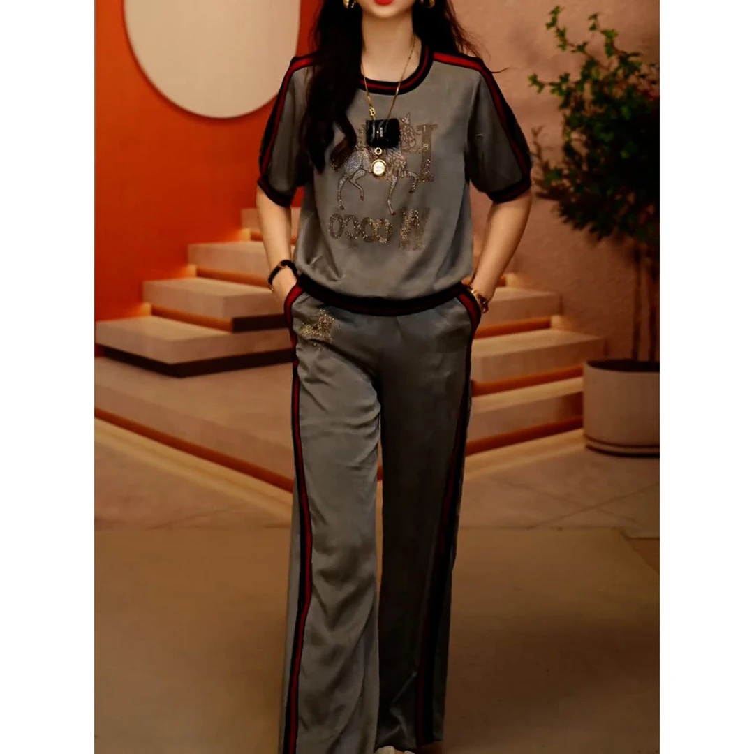 休闲运动显瘦T恤百搭裤2025夏新款妈妈装中老年上衣阔腿裤两件套