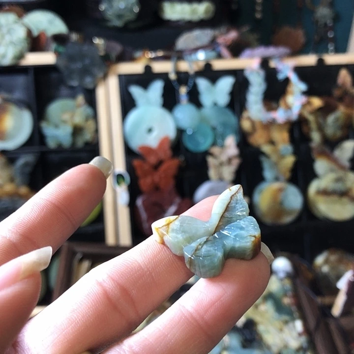 岫玉未镶嵌岫玉挂件