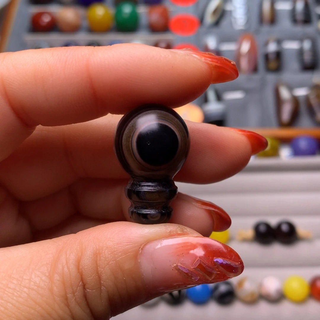 玛瑙/玉髓颈饰未镶嵌自**野