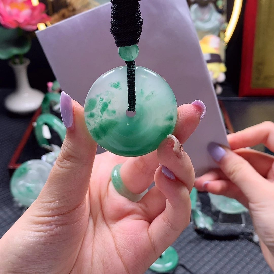 小***猫石英质玉吊坠未镶嵌