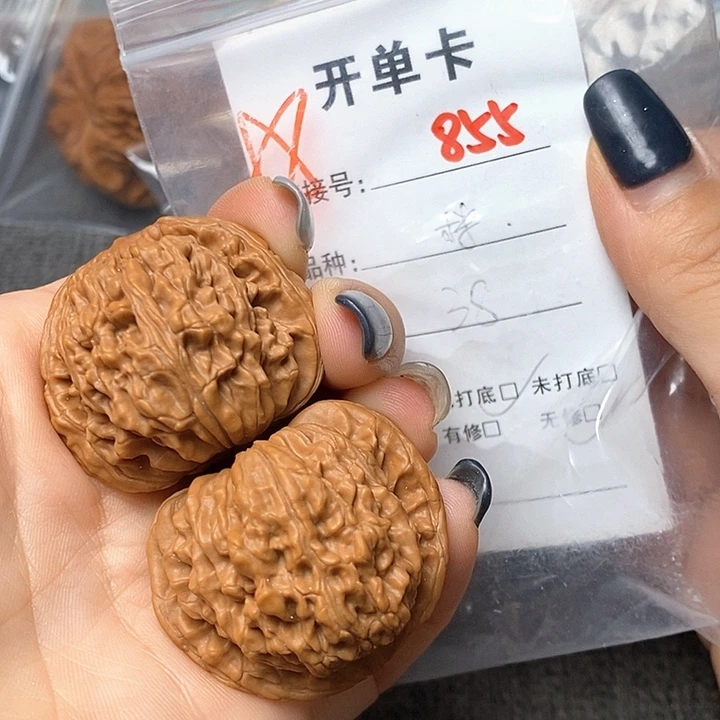 文玩核桃把件855哈哈哈
