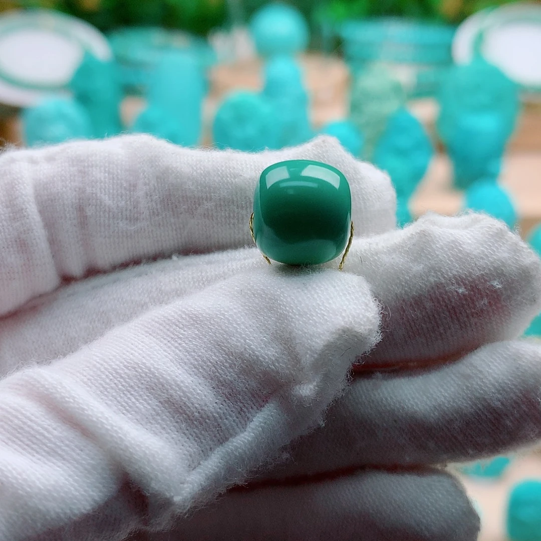 ****安绿松石未镶嵌配饰