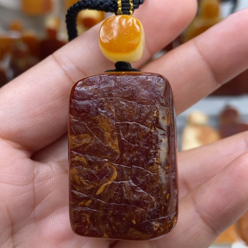 【闪购商品】琥珀颈饰未镶嵌