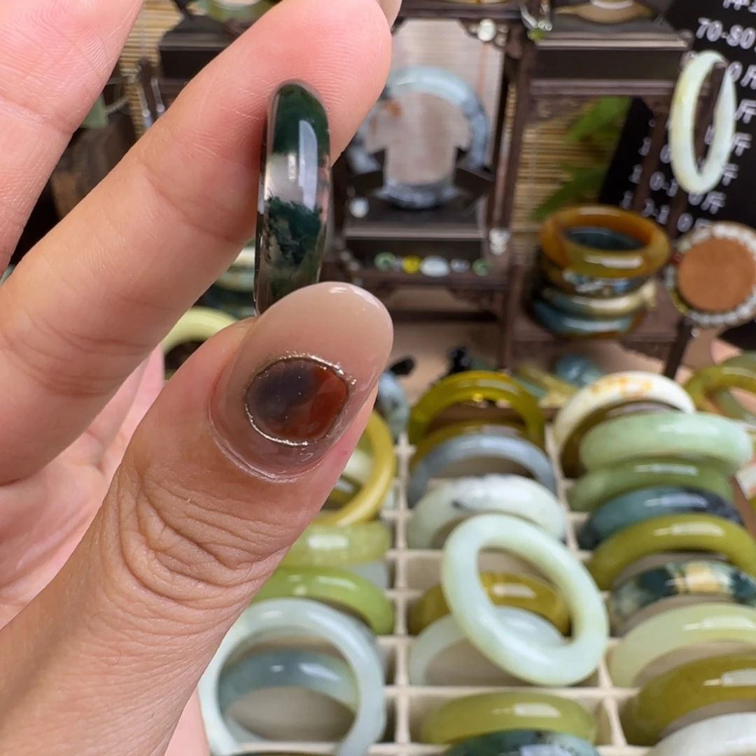 A***彭蛇纹石玉未镶嵌手镯