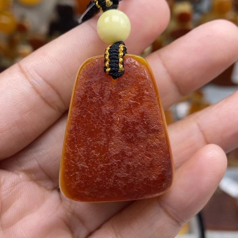 【闪购商品】琥珀颈饰未镶嵌