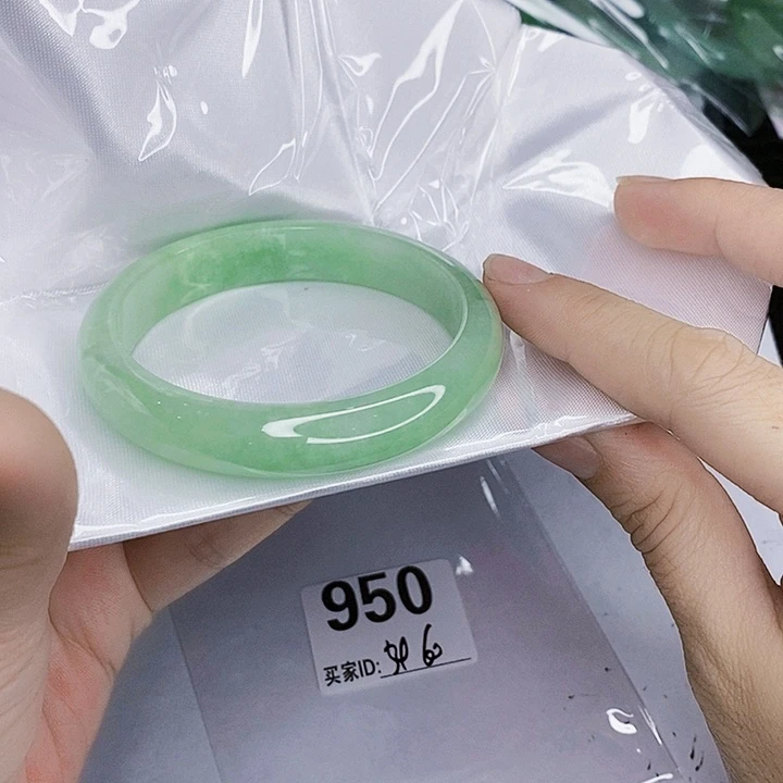 翡翠未镶嵌手镯一图一物实物为准