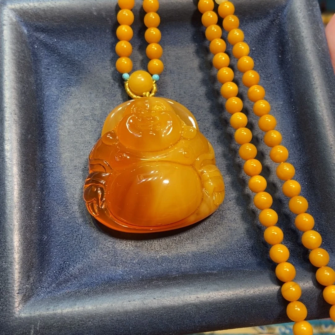琥珀未镶嵌颈饰蜜蜡