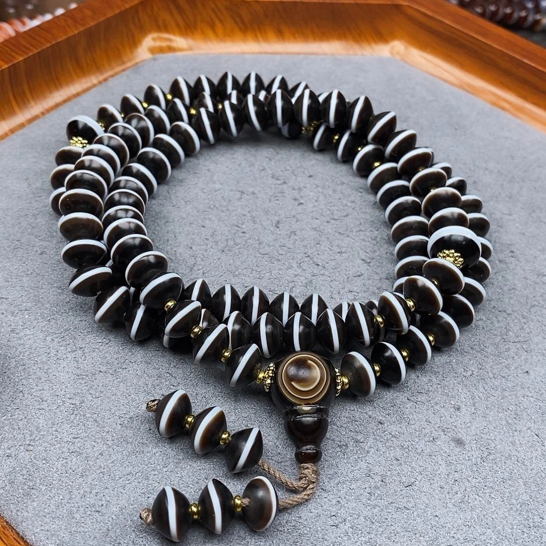 唧***咋玛瑙/玉髓未镶嵌手链