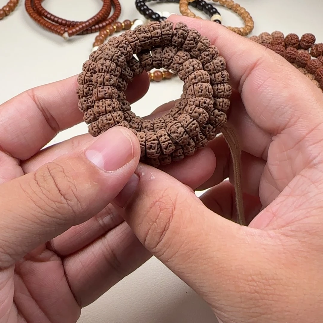 金刚菩提吊坠梅花大肠手持