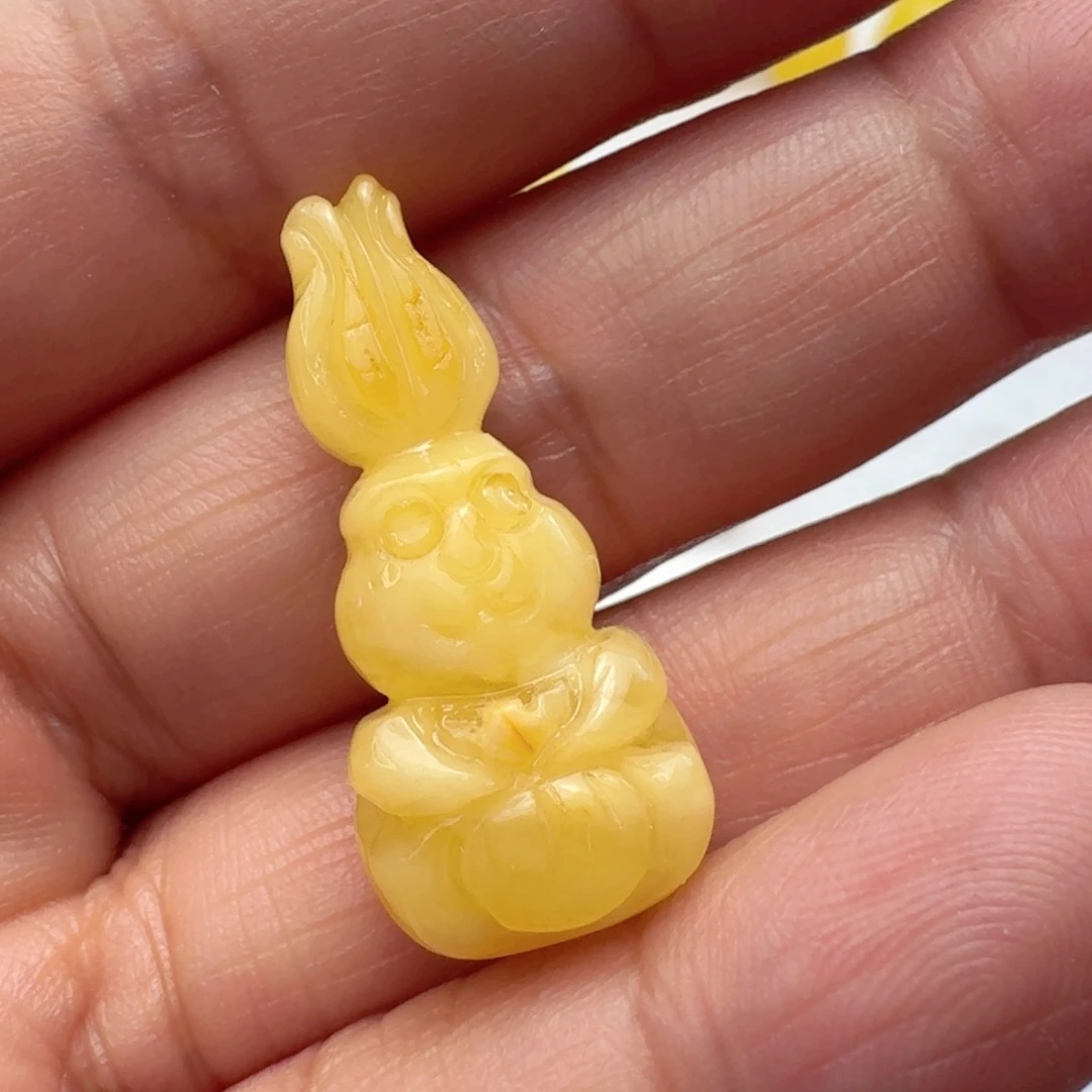 未镶嵌蜜蜡珠宝奇石