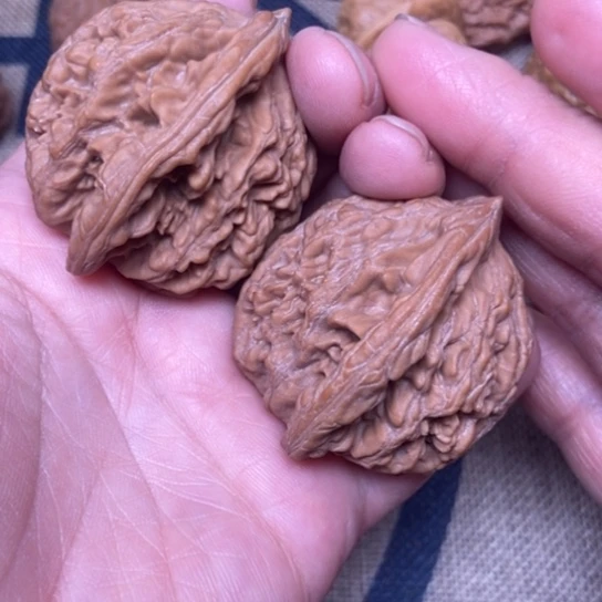 吊坠文玩核桃麦穗虎头