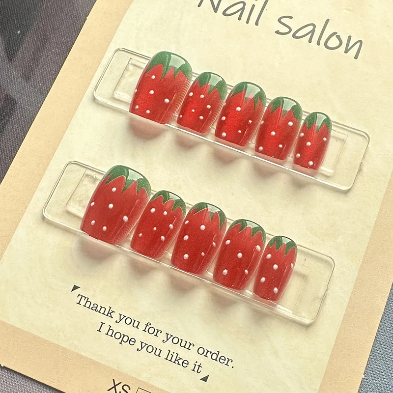 红色草莓183#纯手工穿戴甲ins显白裸色半手工猫眼美甲假指甲