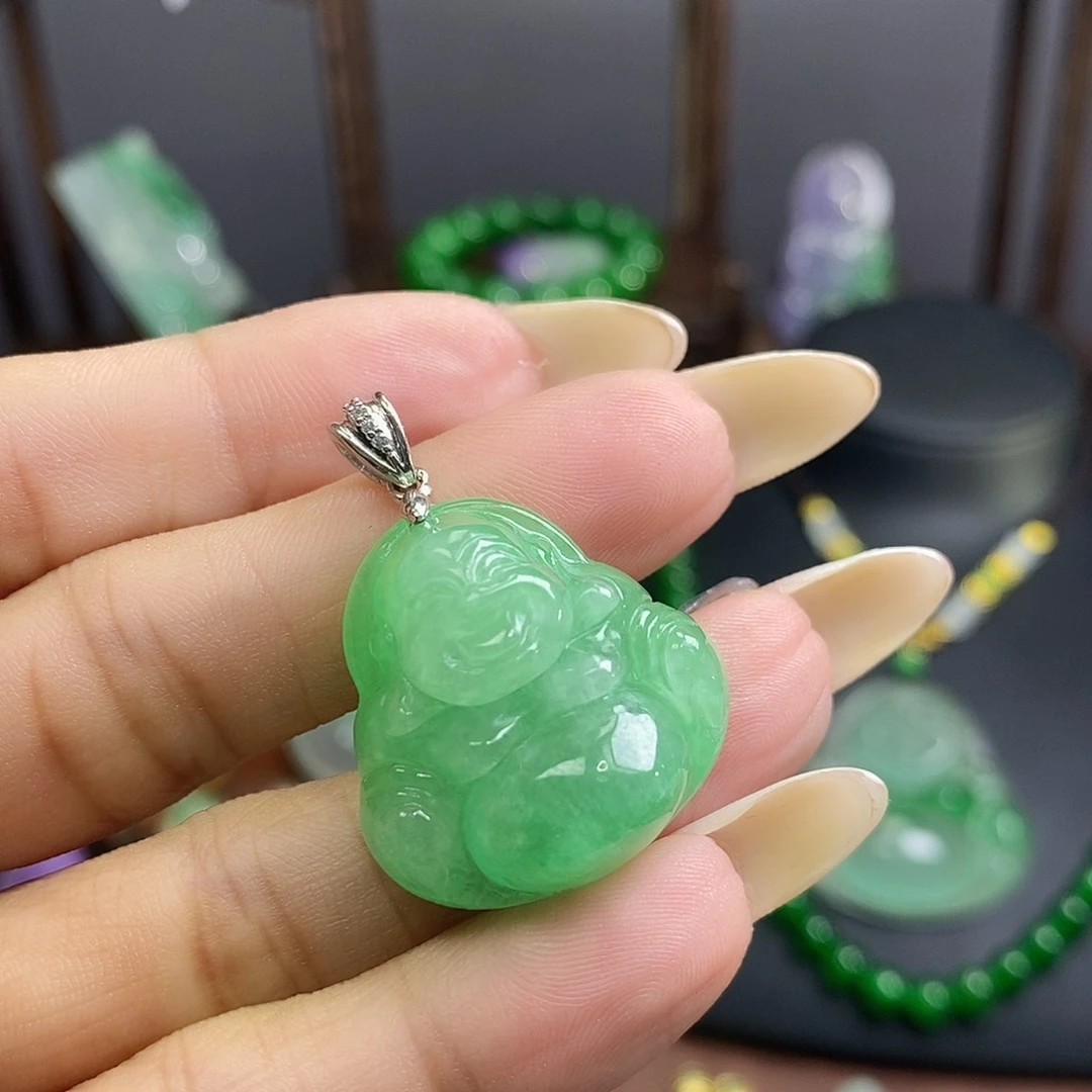 吊坠(赠链)未镶嵌翡翠