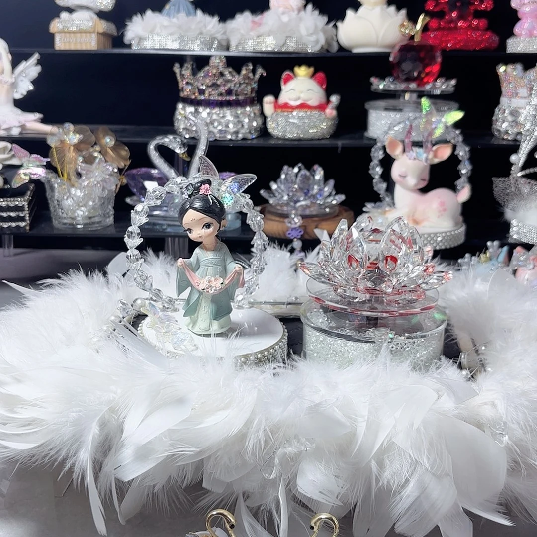 ****兰绿色古风红莲花大羽毛垫
