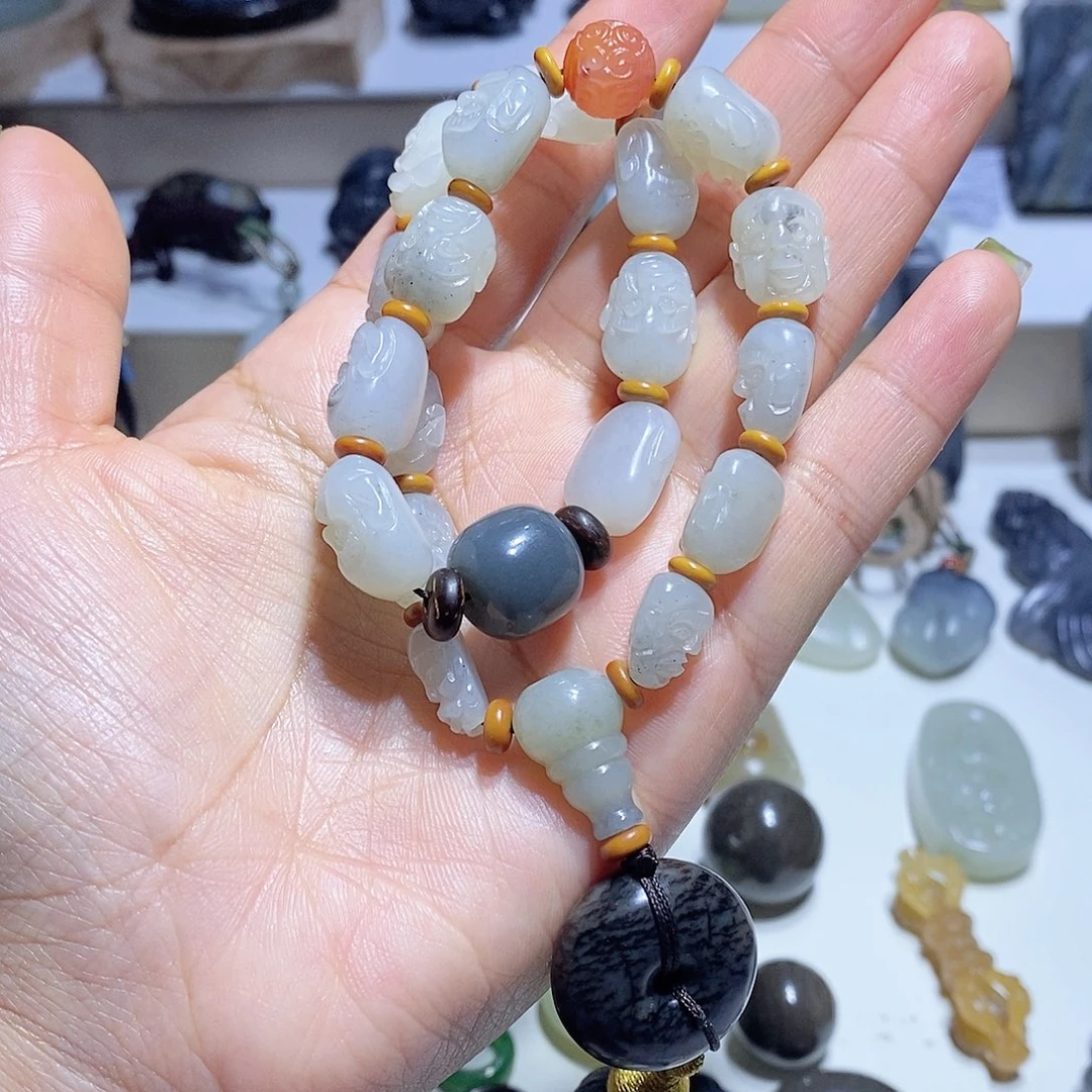 和田玉挂件未镶嵌